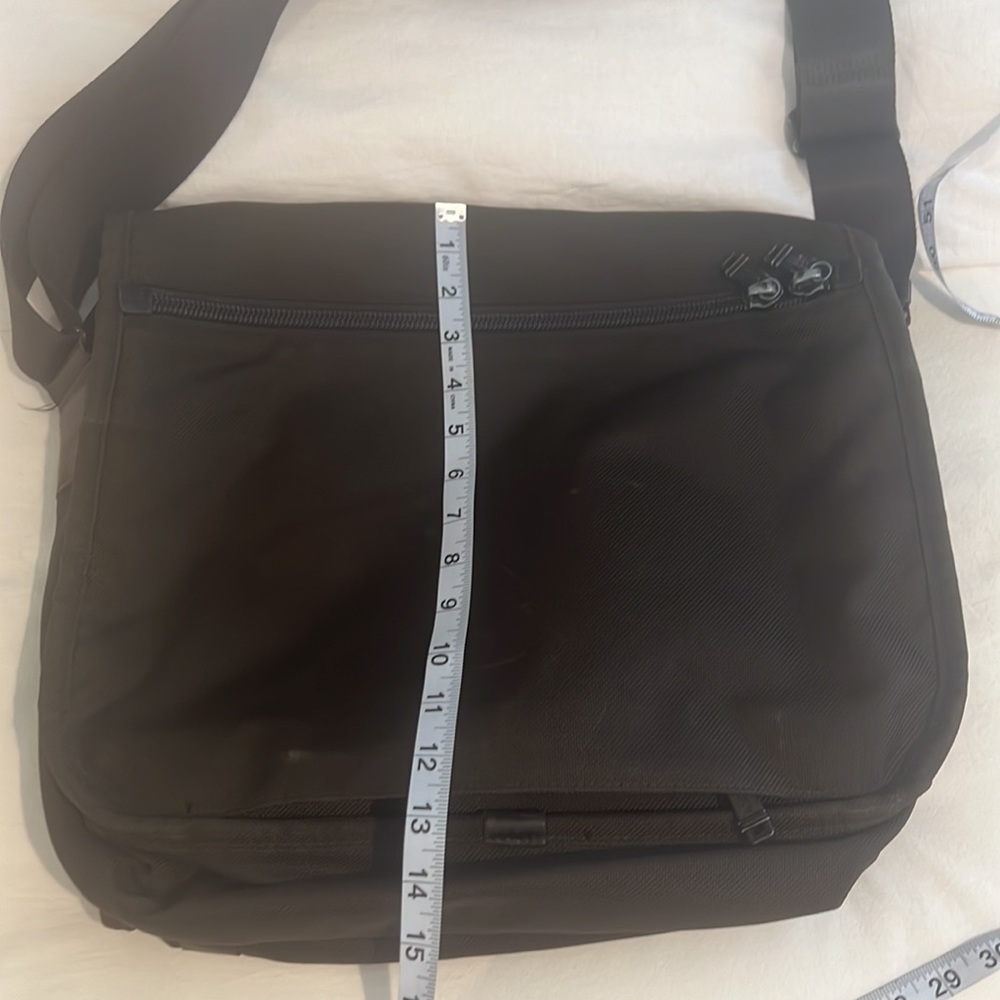 Tumi bag - Picture 7 of 7